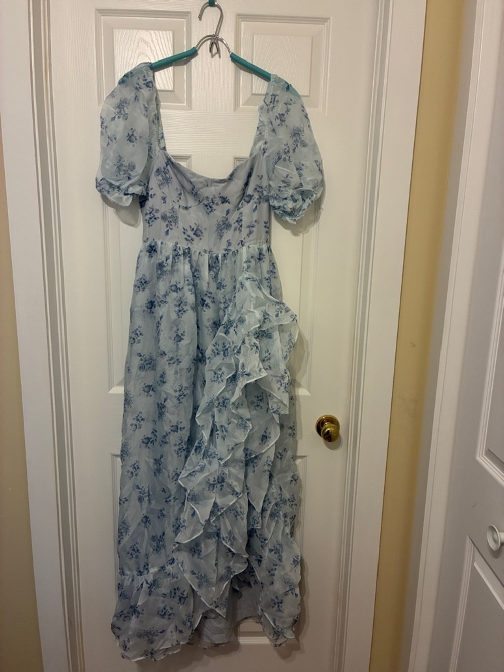 NWOT Storia Light Blue Floral Maxi Dress with Ruffle Detail